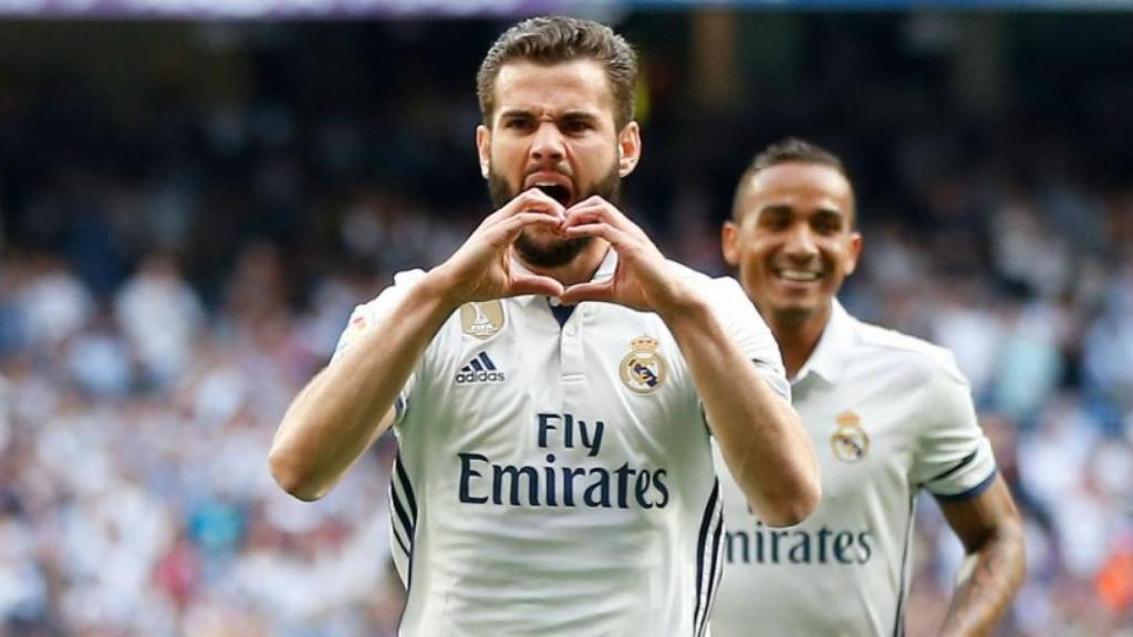 Nacho dedica su gol. Foto: Pedro Rodríguez / El Bernabéu