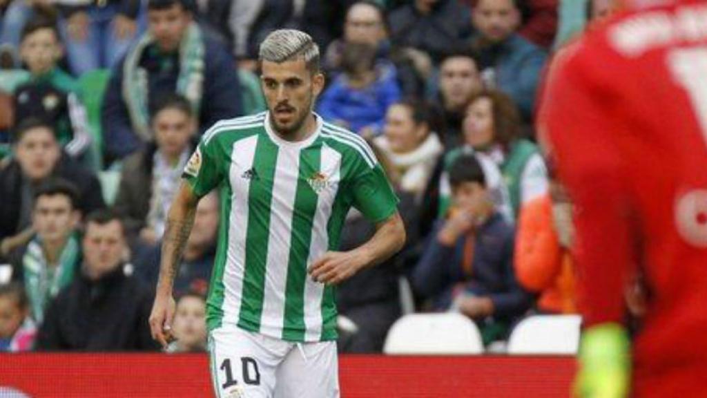 Dani Ceballos, en un partido con el Betis. Foto: realbetisbalompie.ess