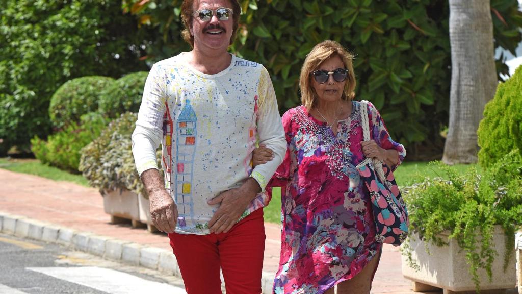 Bigote Arrocet y María Teresa Campos.