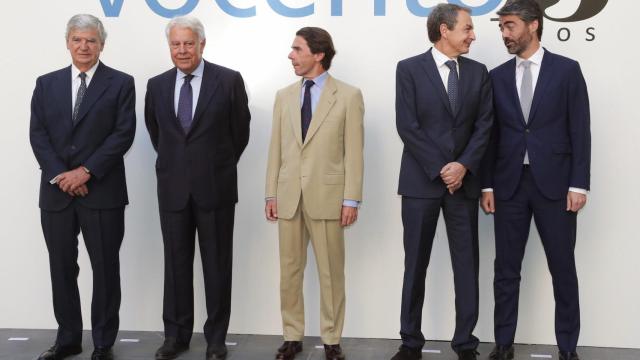 Santiago Bergareche, a la izquierda y Luis Enríqquez, en la derecha, durante un acto del grupo Vocento.