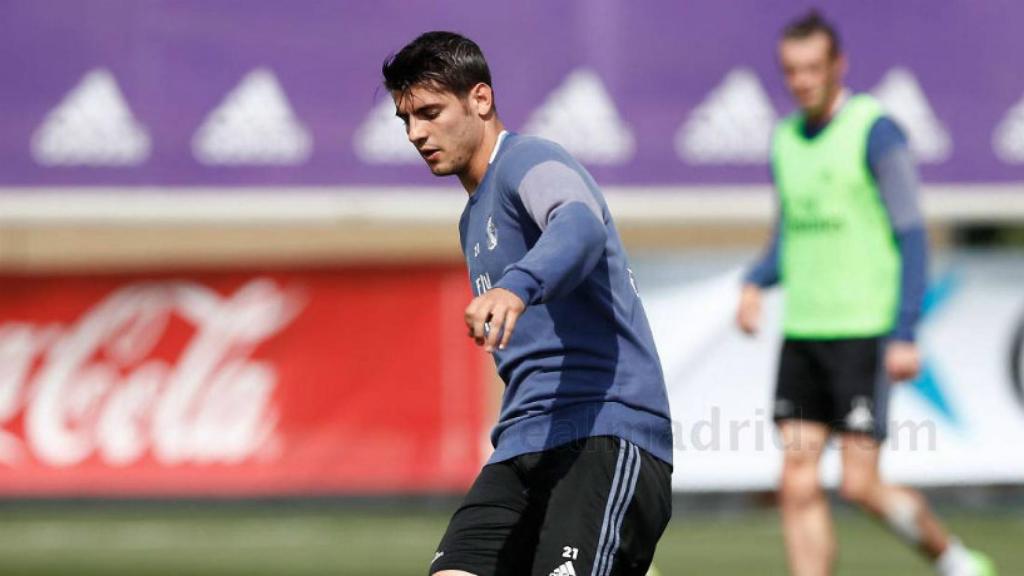 Álvaro Morata entrenando