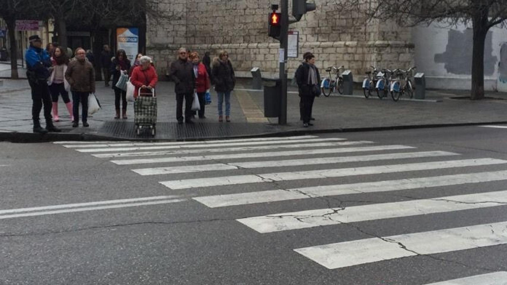 policia valladolid vigilancia pasos peatones 1