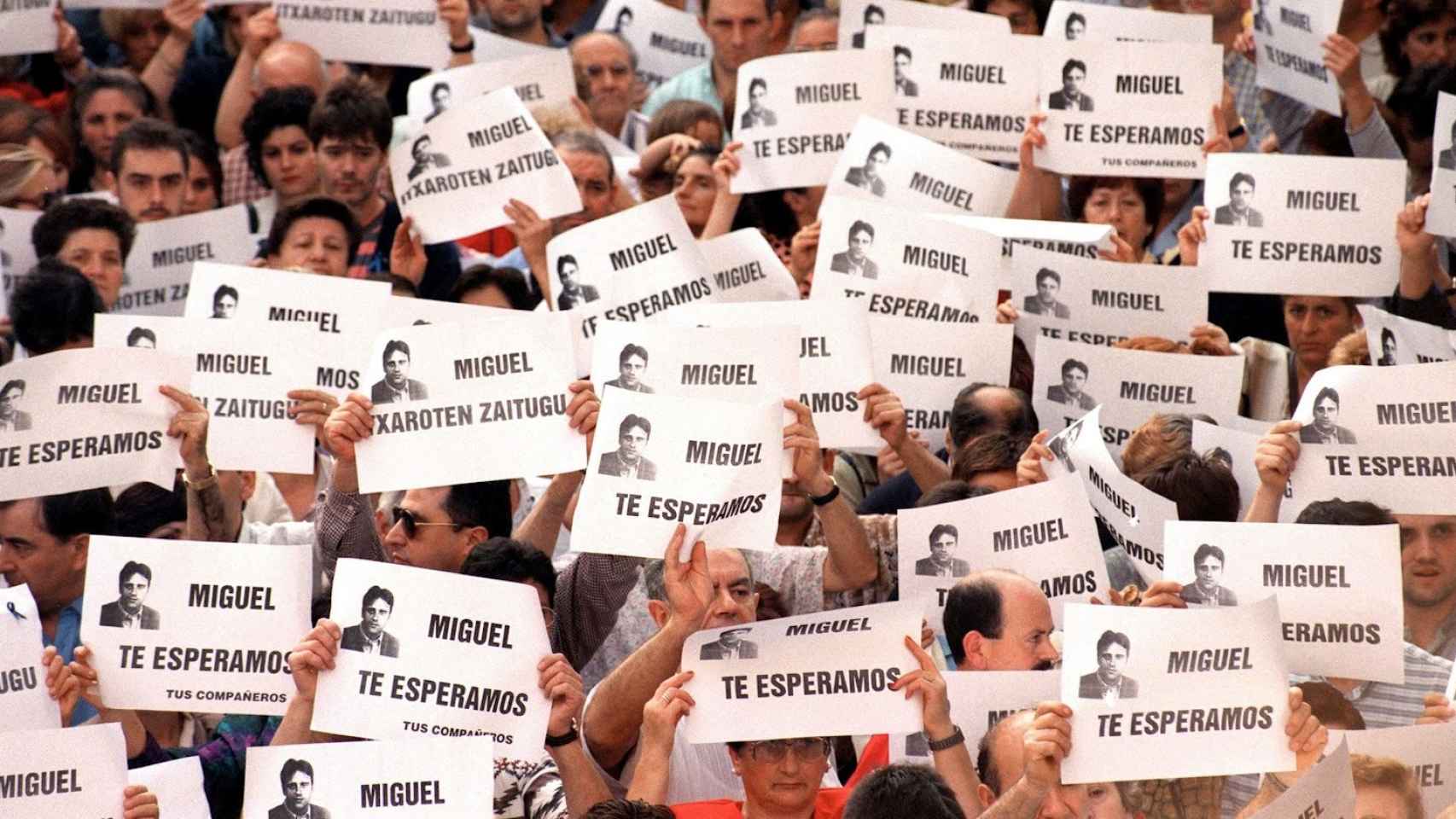 Manifestación en Madrid tras el secuestro de Miguel Ángel Blanco.