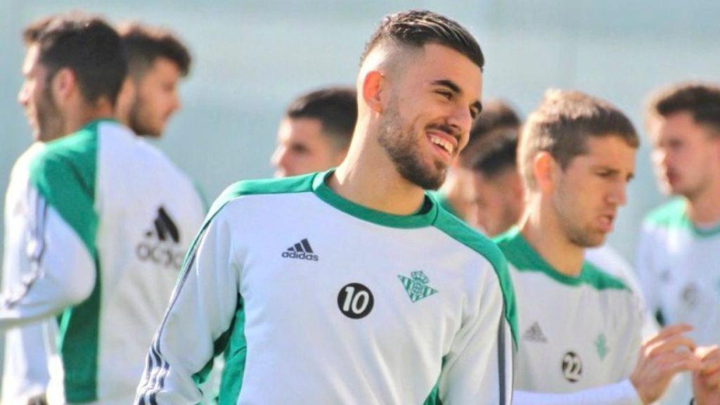 Ceballos durante un entrenamiento con el Betis. Foto Twitter (@DaniCeballos)