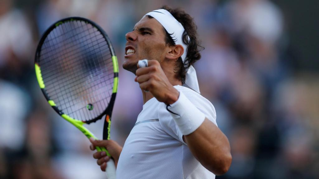 Nadal, celebrando un punto ante Muller.