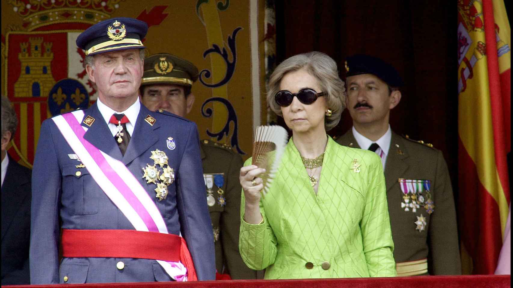 Este reporte del portal ElNacional.cat EnBlau nos brinda una visión más completa y detallada de la vida de Juan Carlos I