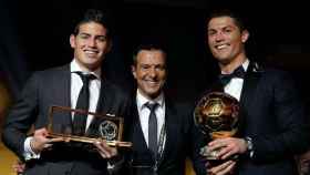 Cristiano, Balón de Oro de 2014, junto a James y Mendes. Foto- gestifute.com