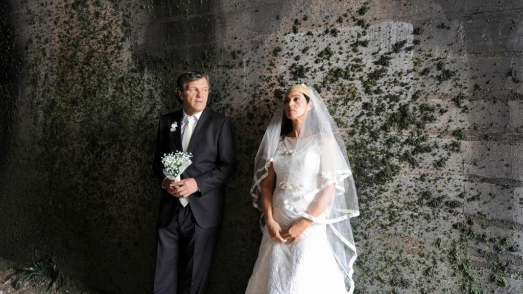 Kusturica y Monica Bellucci en la película.