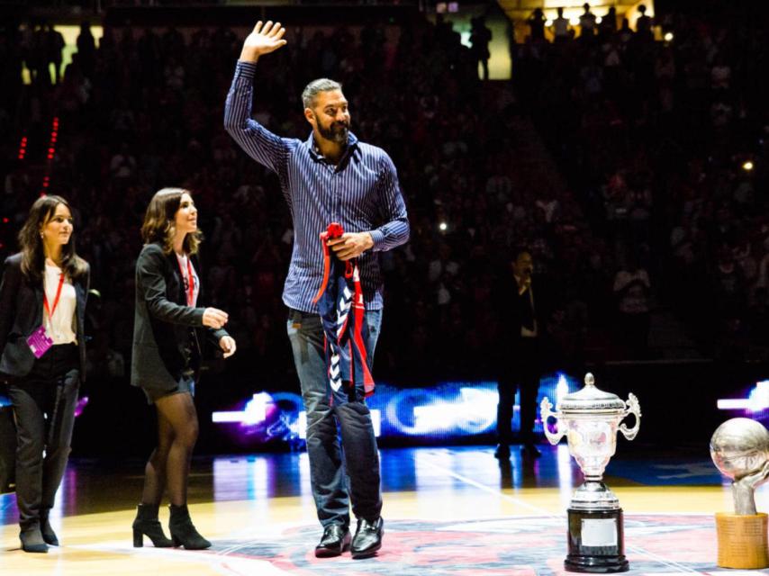 Luis Scola este año en el homenaje del doblete del Baskonia.