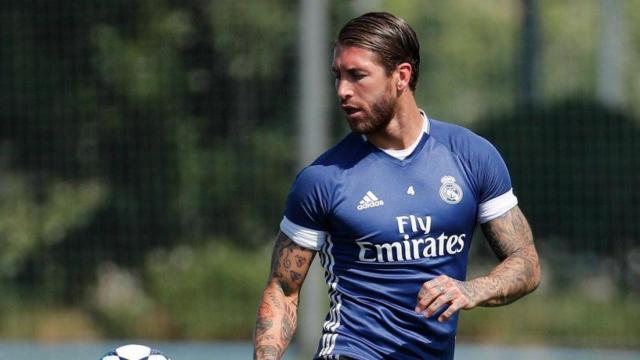 Sergio Ramos, concentrado en Cardiff