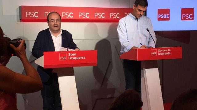 Miquel Iceta y Pedro Sánchez durante la rueda de prensa