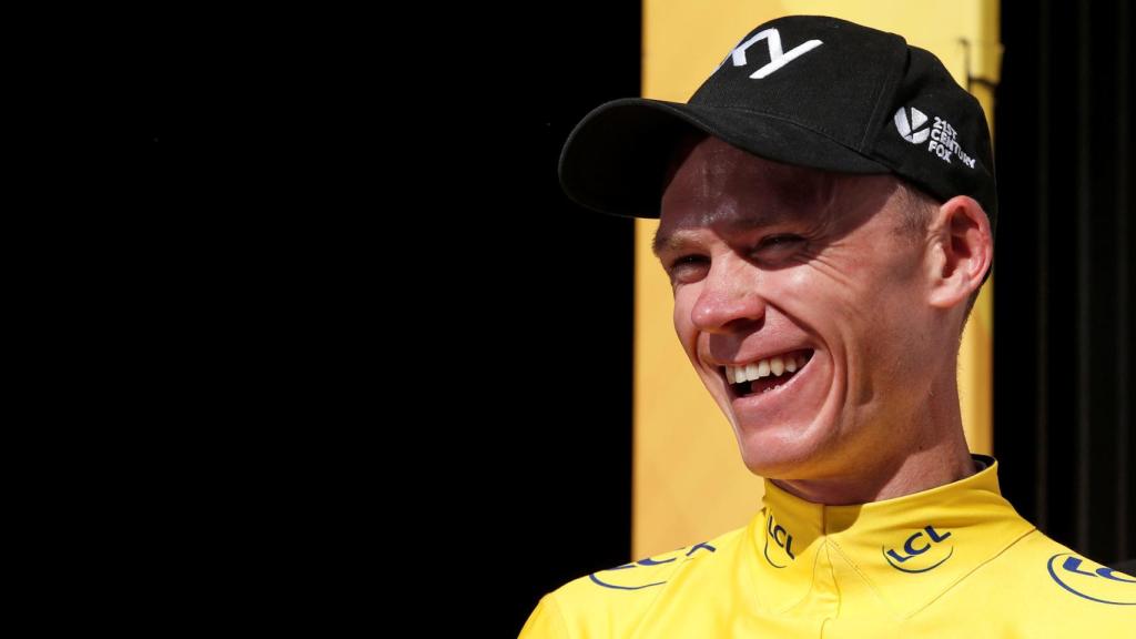 Froome, exultante tras recuperar el 'maillot' amarillo.