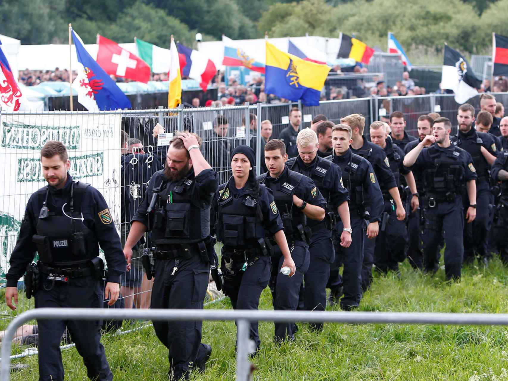 Cerca de 1.000 policías custodiaron el evento.
