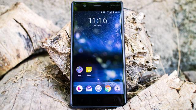 Análisis del Nokia 3: bonito por fuera, muy justo por dentro