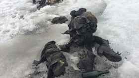 Fotografía cedida por Glacier 3000 que muestra los cuerpos encontrados
