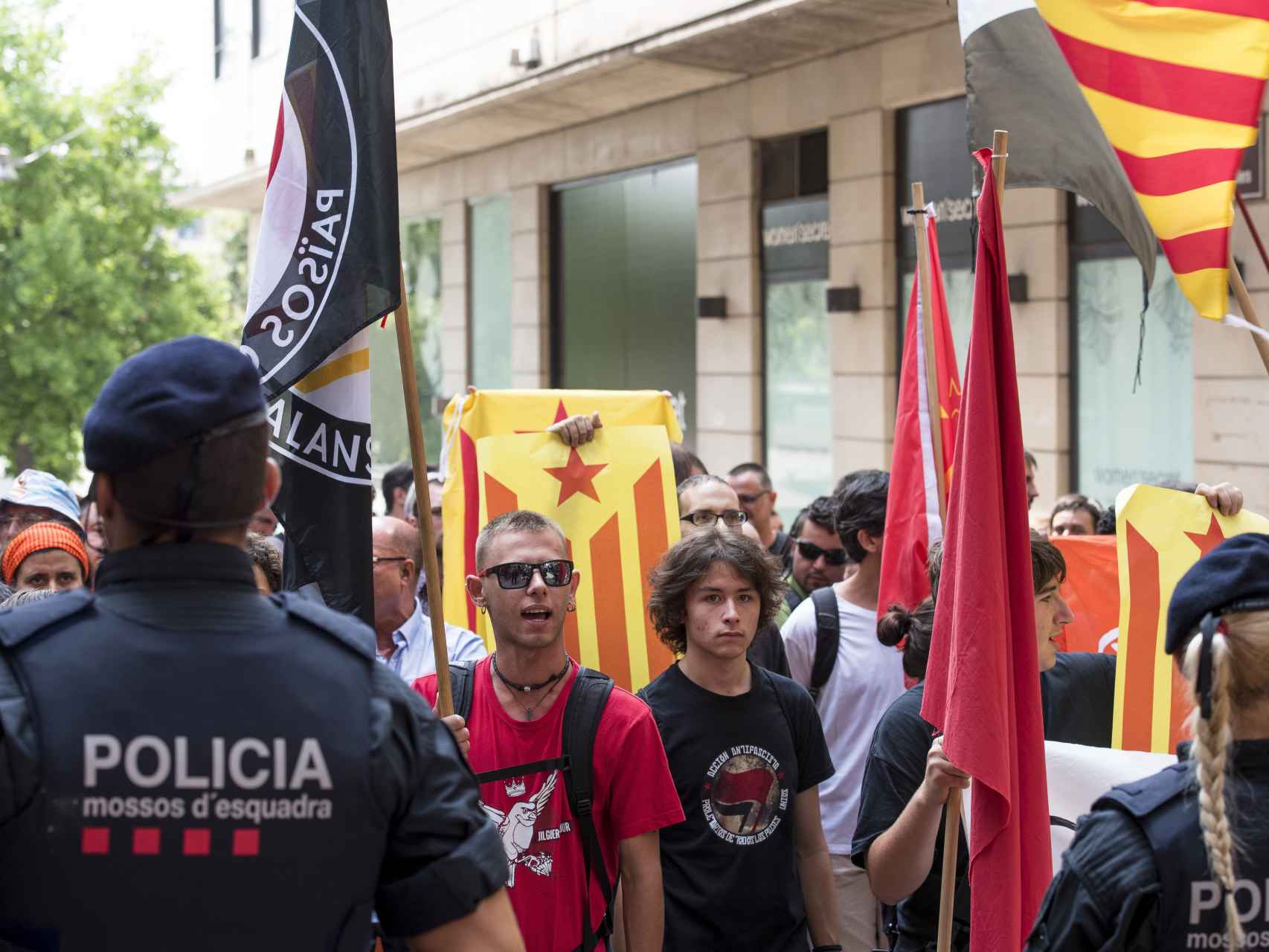 Concentración de independentistas en la última visita de Mariano Rajoy a Cataluña.