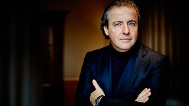 Image: Juanjo Mena: ''Dirigir es dar, dar y, cuando crees que lo has dado todo, volver a dar''