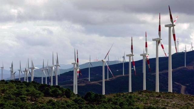 Varios aerogeneradores en una imagen de archivo.