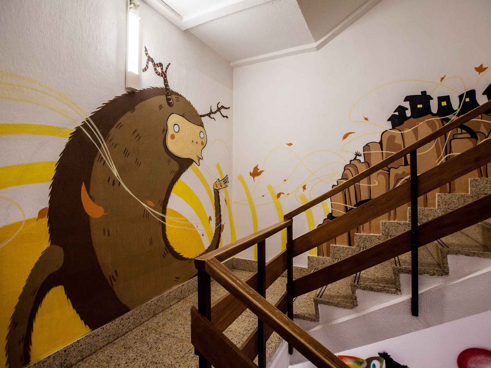 Escaleras del Hospital Materno Infantil de Zaragoza.