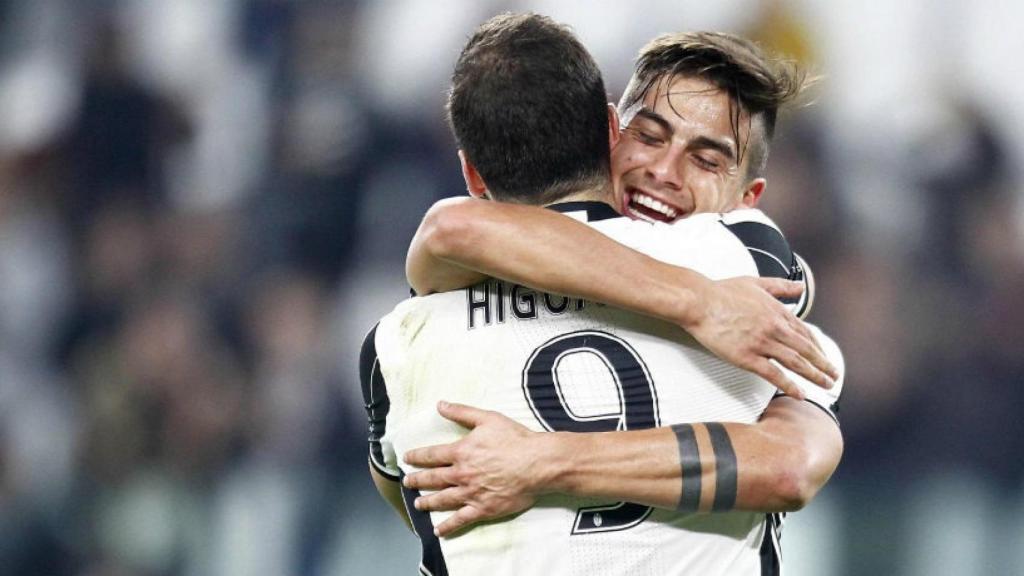 Higuaín y Dybala. Foto: juventus.com