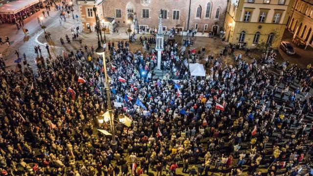 Concentración contra la reforma judicial en la ciudad polaca de Wroclaw