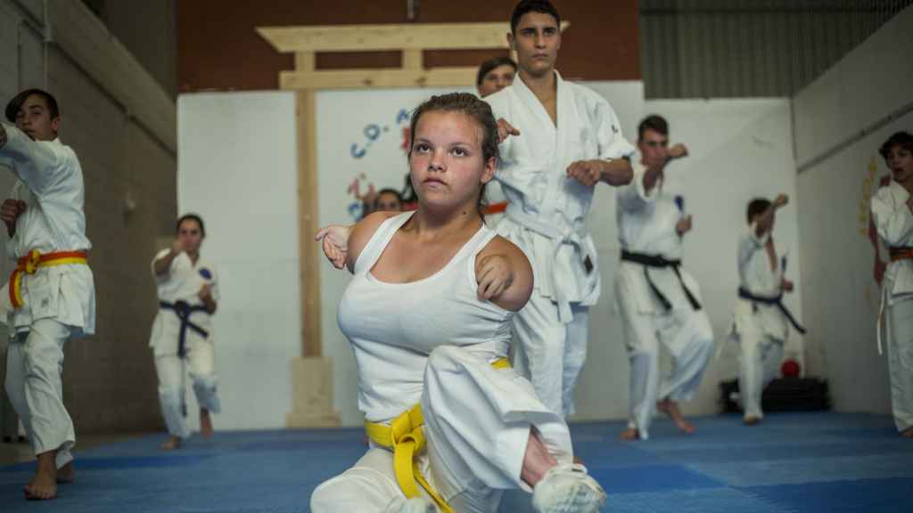 Ana, la niña karateca ejemplar para todos.