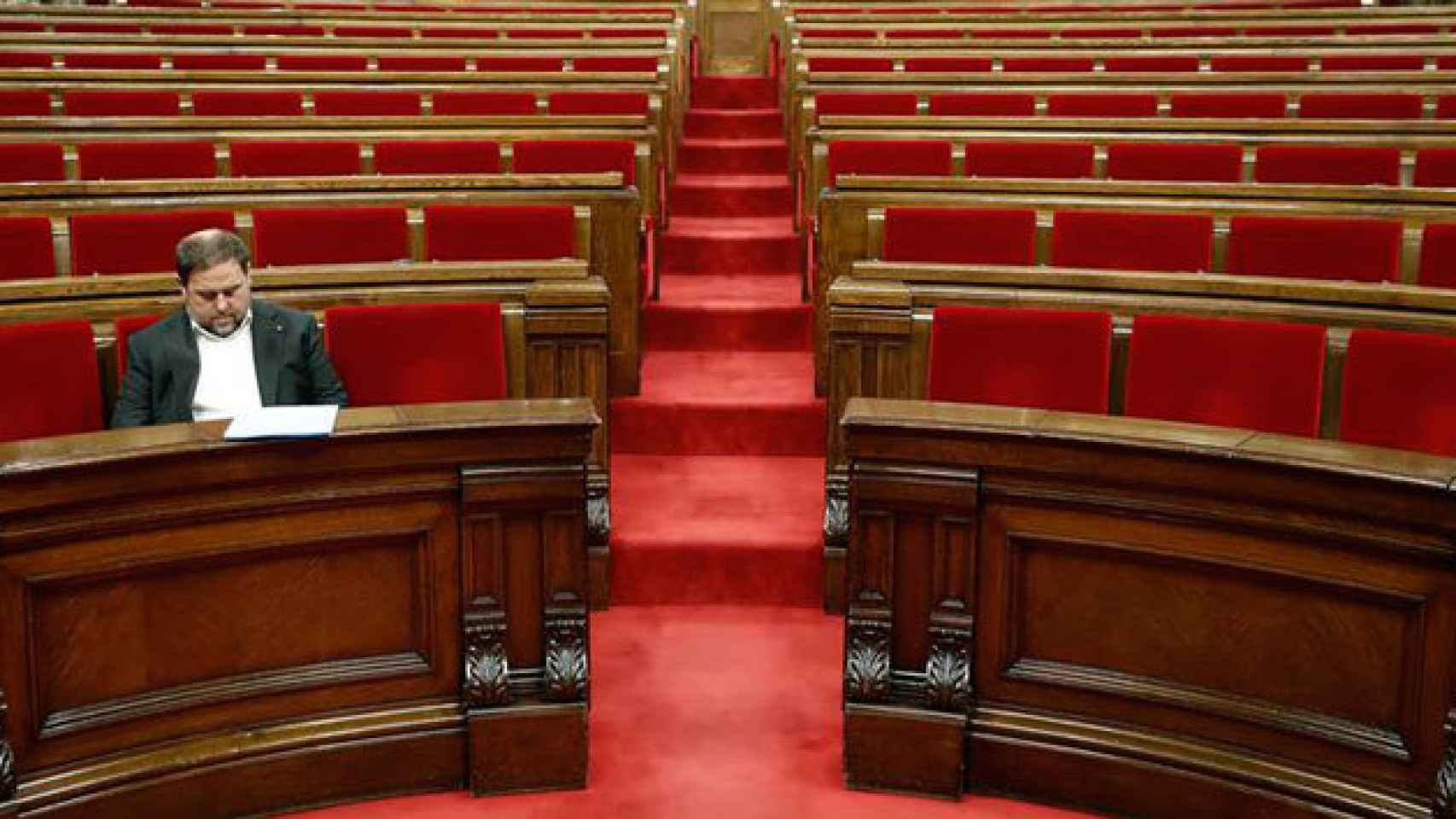 Oriol Junqueras, en el Parlament de Cataluña donde ERC será probablemente la primera fuerza.