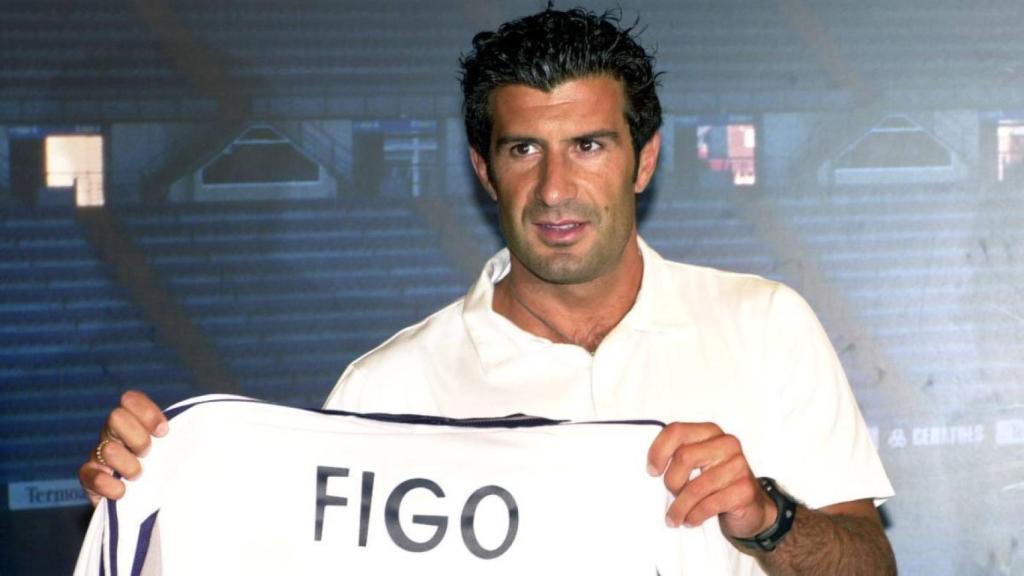 Figo, en su presentación con el Madrid.