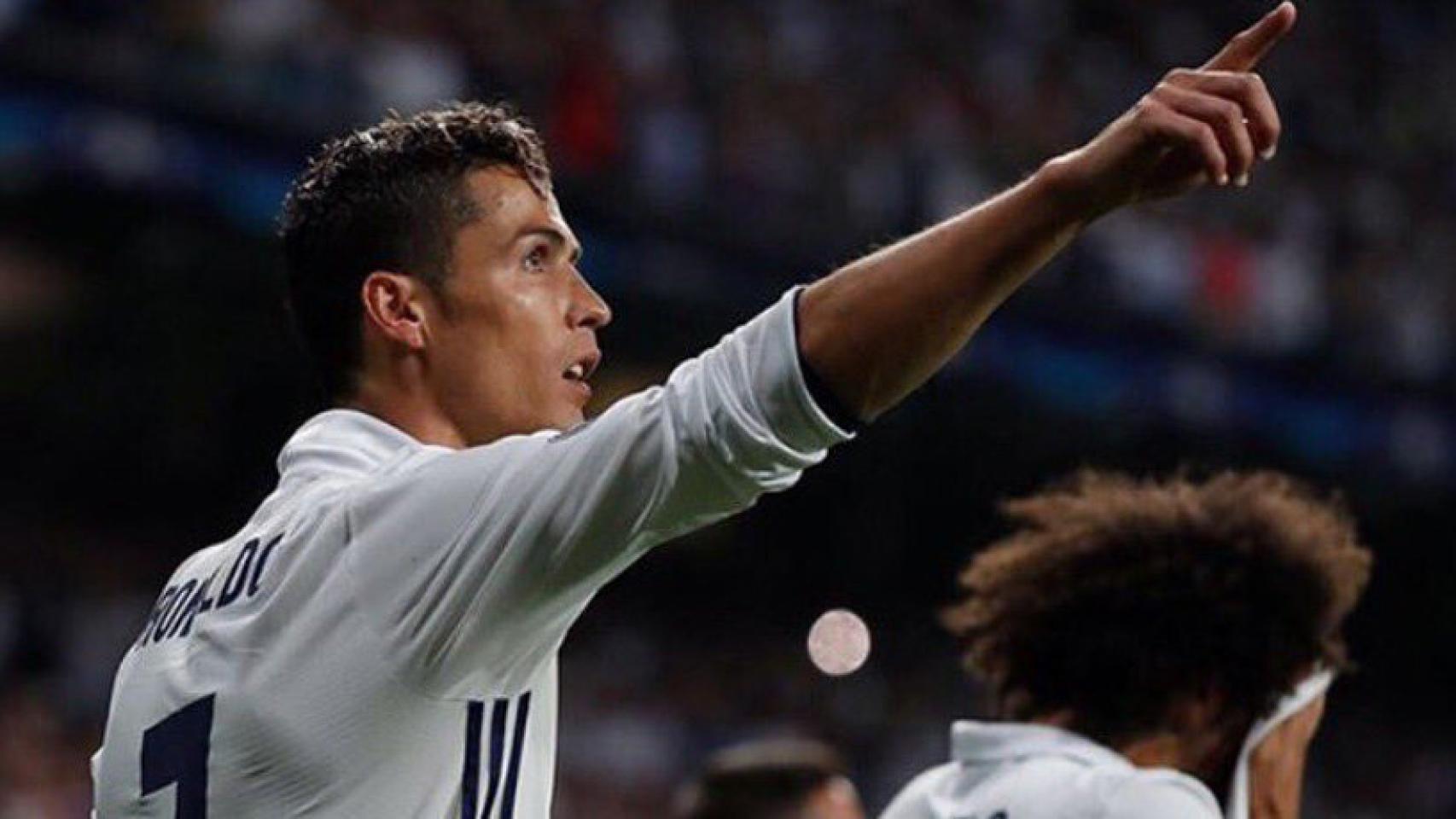 Cristiano Ronaldo dedicó su gol a la afición.