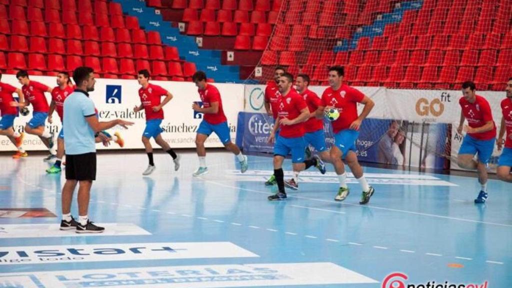 pretemporada atletico valladolid balonmano 1