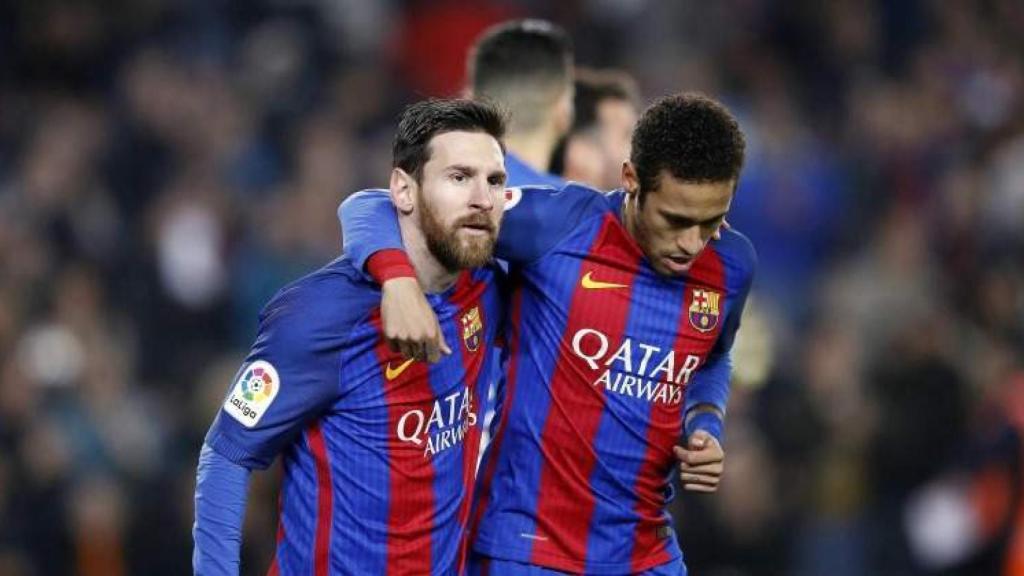 Messi despide a su compañero Neymar