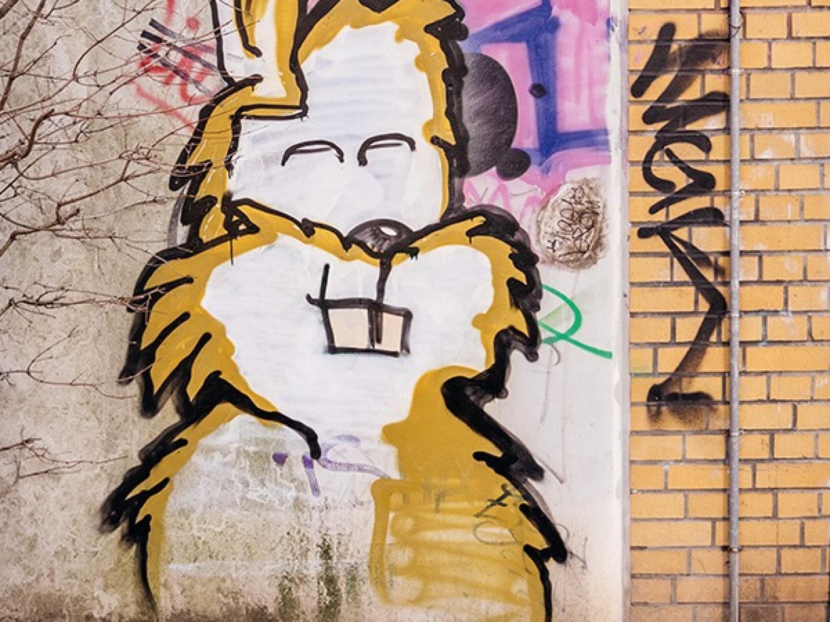 #PaintBack transforma las esvásticas en figuras inocentes.