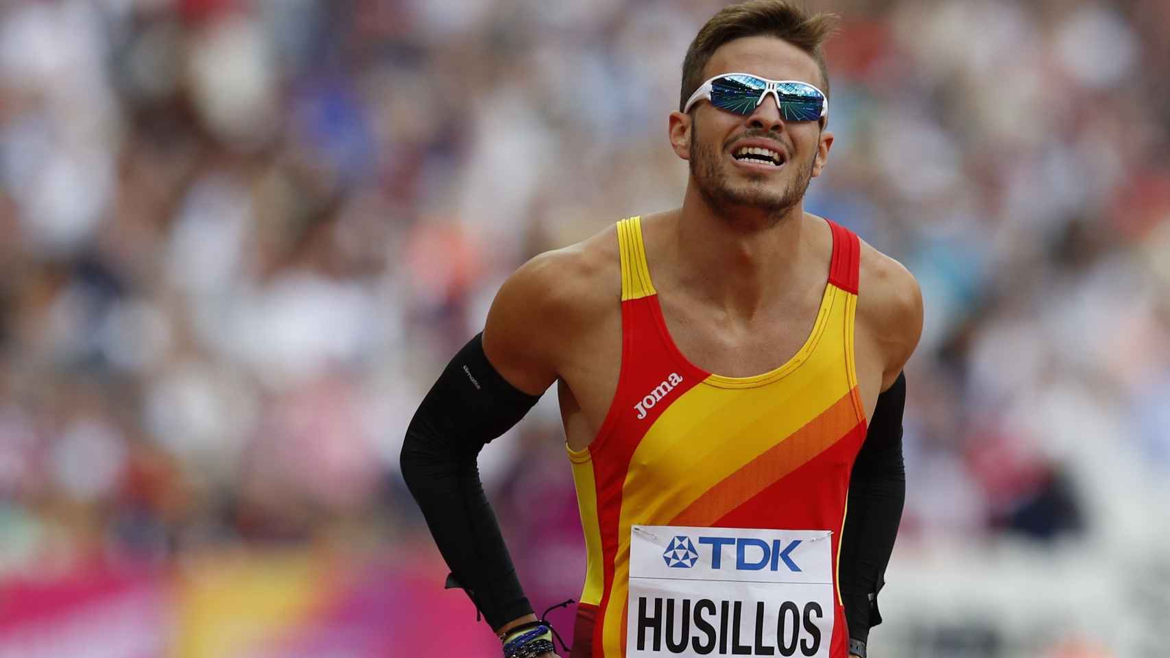 Óscar Husillos avanzó a semifinales de los 400 tras firmar su mejor marca personal (45.22s).