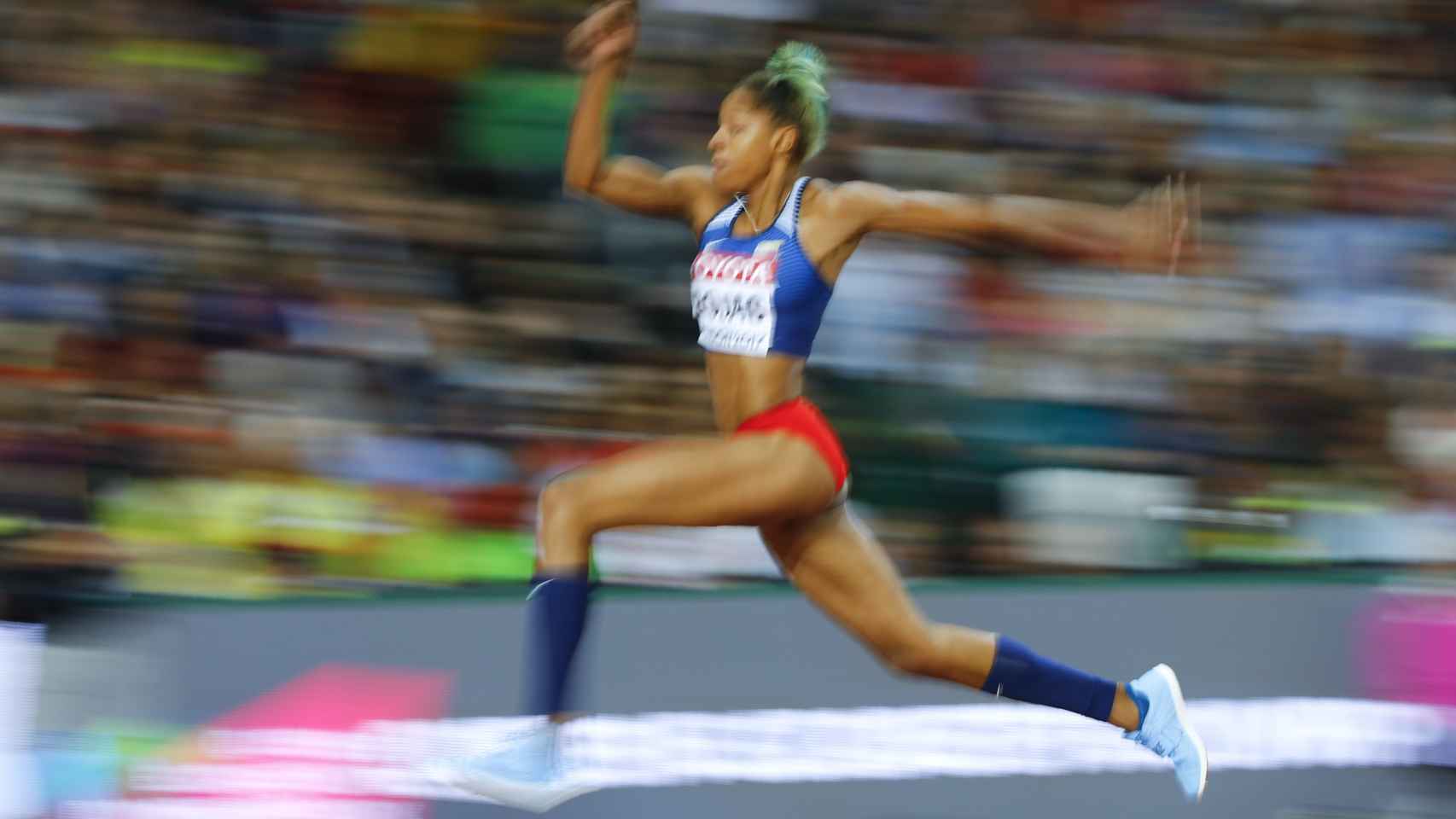 La venezolana ganó la final de triple con un salto de 14.91 metros.