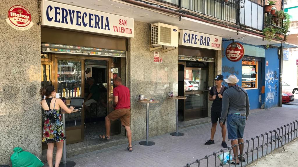 Bar San Valentin. Uno de los sitios que Juan visitaba a diario. Estaba cerrado la noche de su muerte.