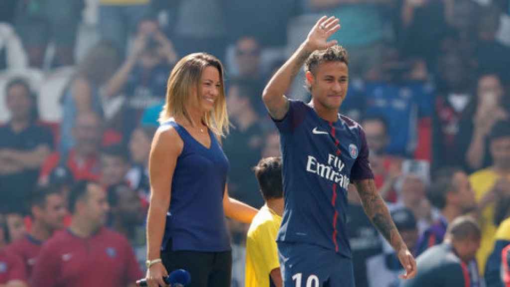Neymar, el día de su presentación con el PSG. REUTERS