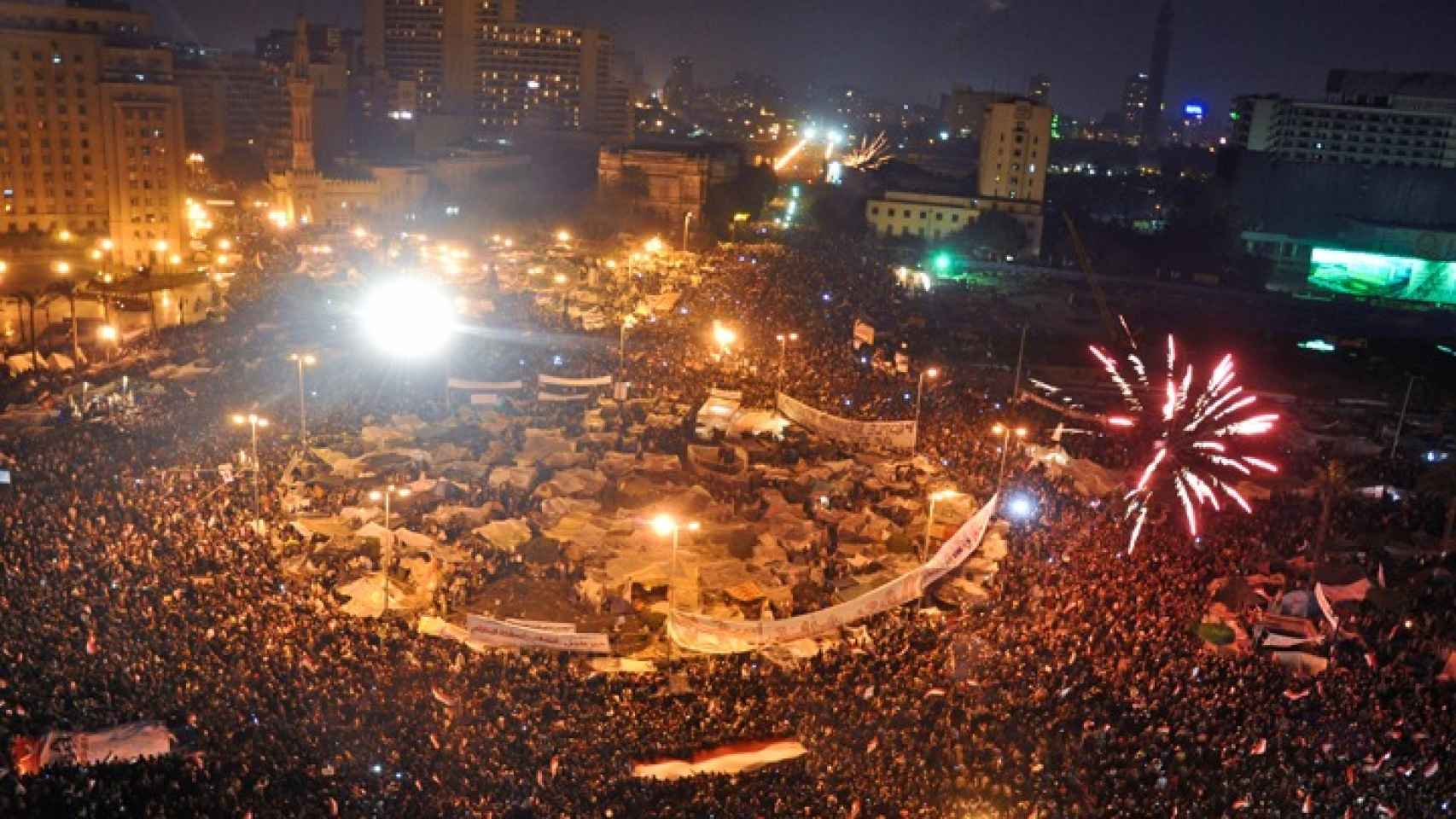 La televisión ha cubierto las 'primaveras árabes', un movimiento amenazador para los regímenes tradicionales.