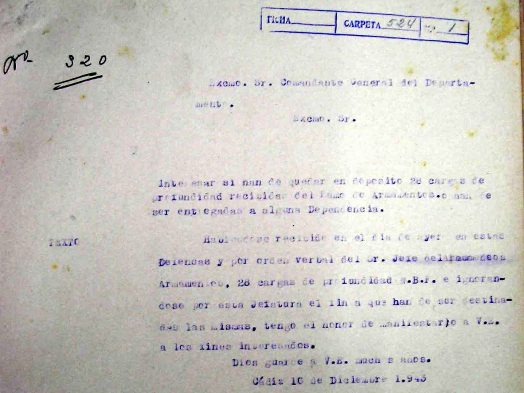 Documento que acredita la llegada de la colonia WBF alemanas cargadas con algodón pólvora al almacén de la Marina de Cádiz.