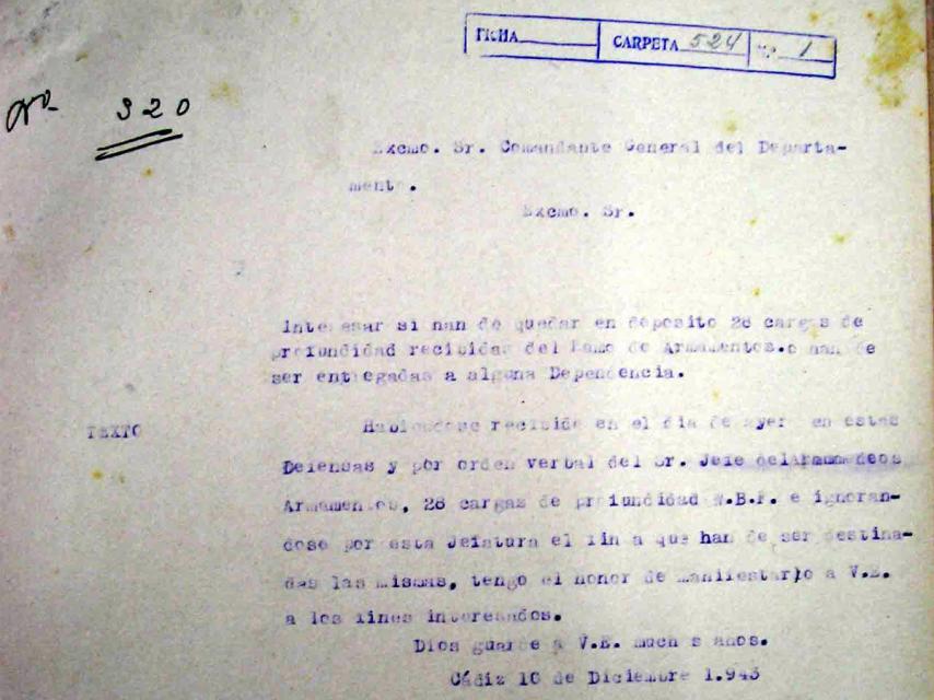 Documento que acredita la llegada de la colonia WBF alemanas cargadas con algodón pólvora al almacén de la Marina de Cádiz.