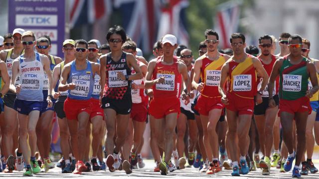 Un momento de los 20 km marcha, con Amezcua y López en el grupo.