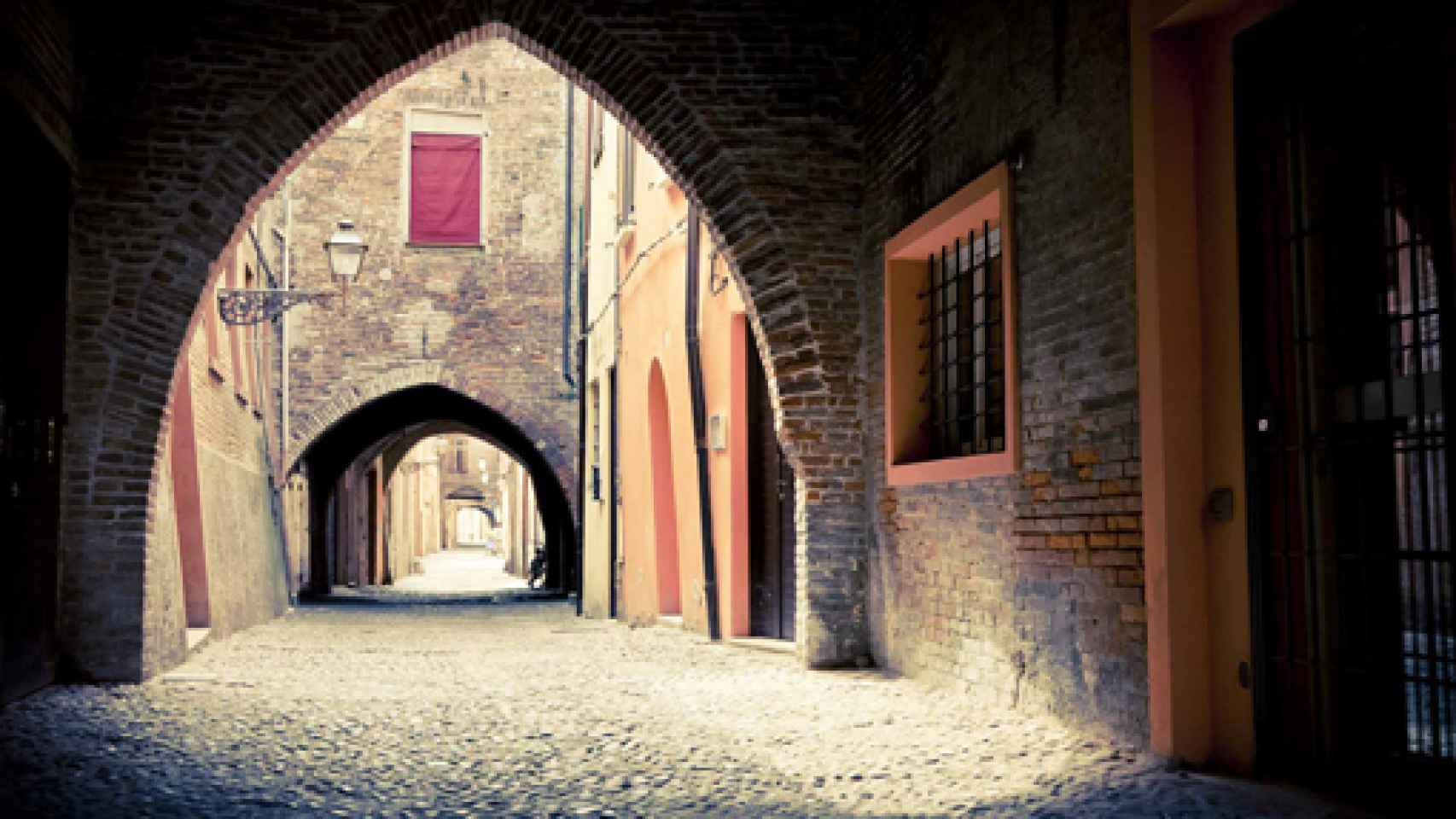 Image: Ferrara, la ciudad que Bassani mutó en novela