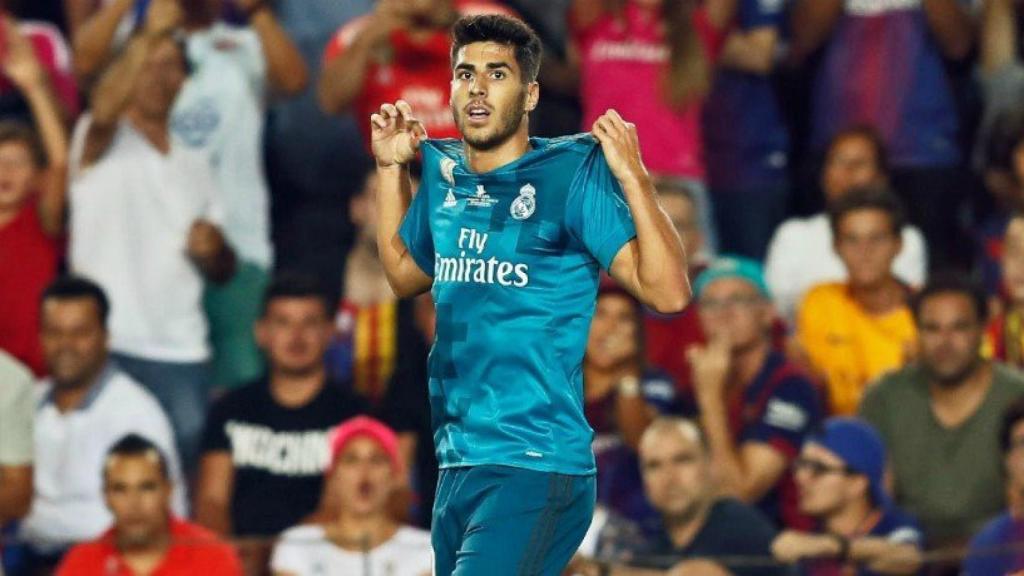 Asensio celebrando su gol en el Camp Nou