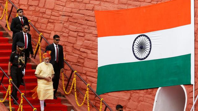 El primer ministro Modi tras su discurso en Nueva Delhi este lunes