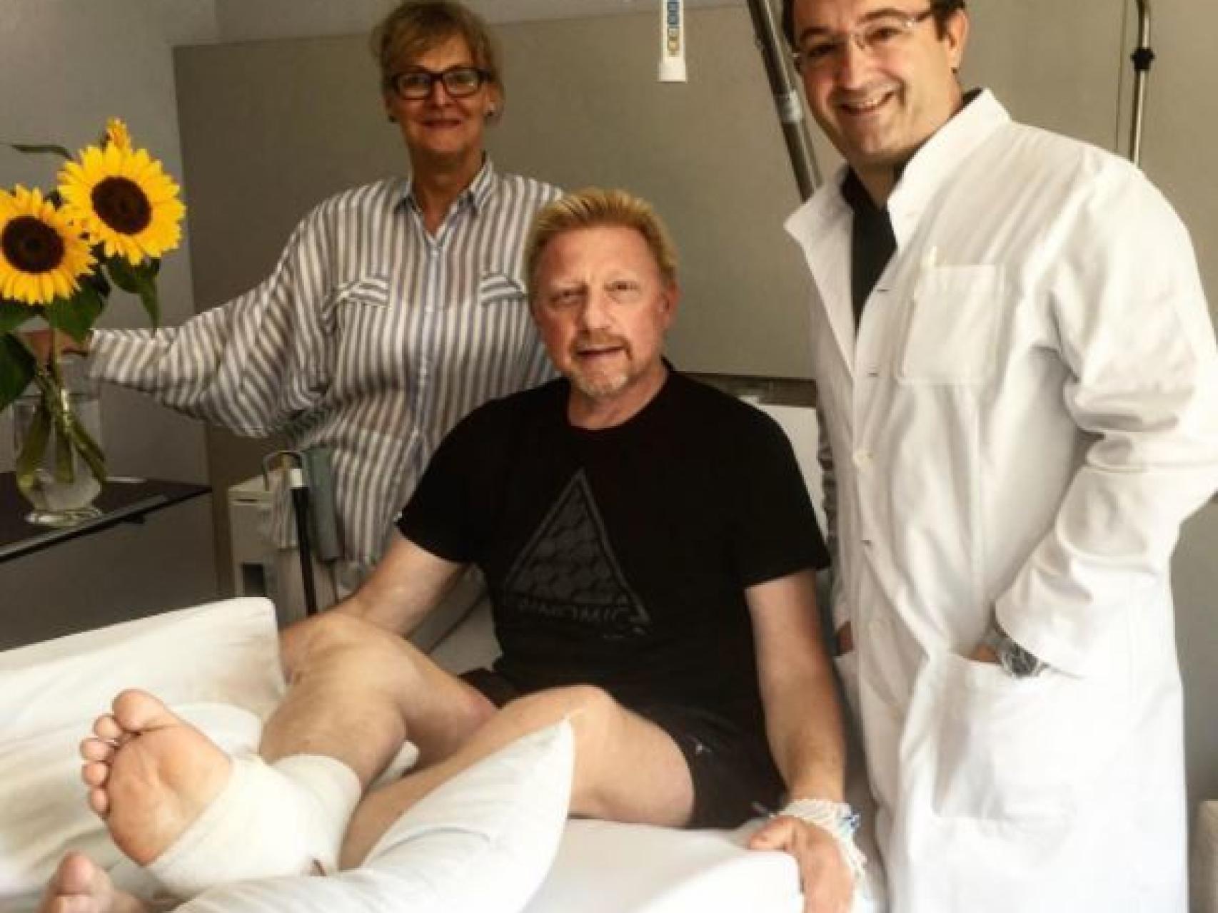Boris, en el hospital en su última intervención de tobillos.
