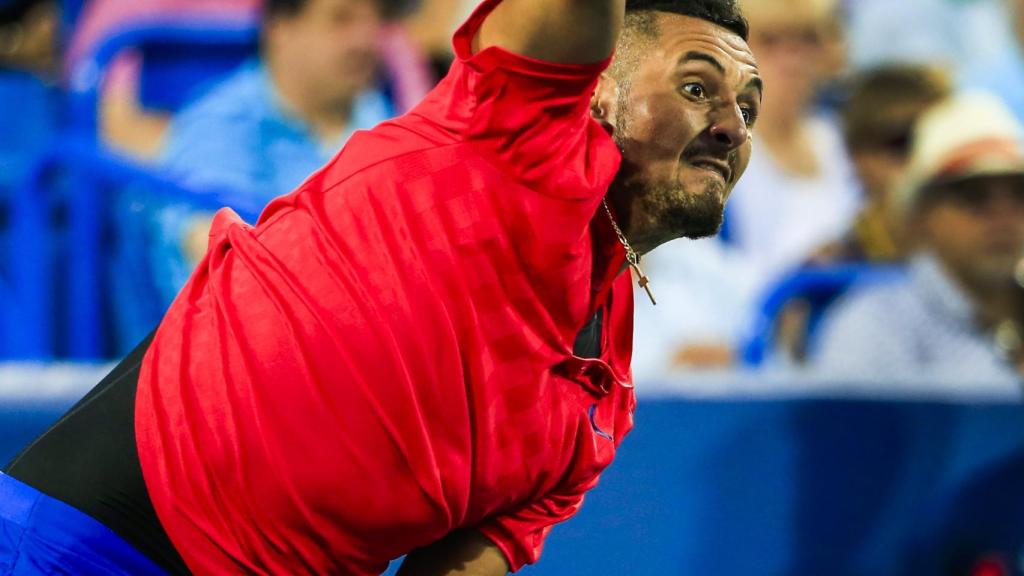 Kyrgios, sacando en su partido ante Ferrer.