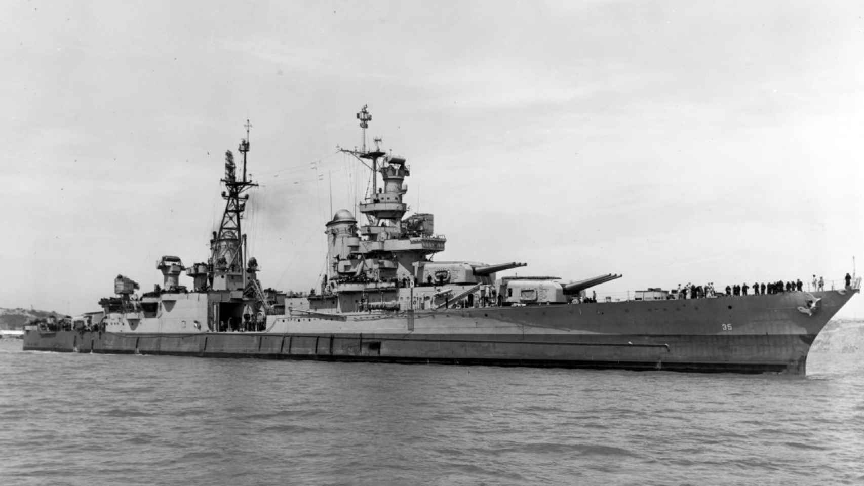 Buque USS Indianápolis.