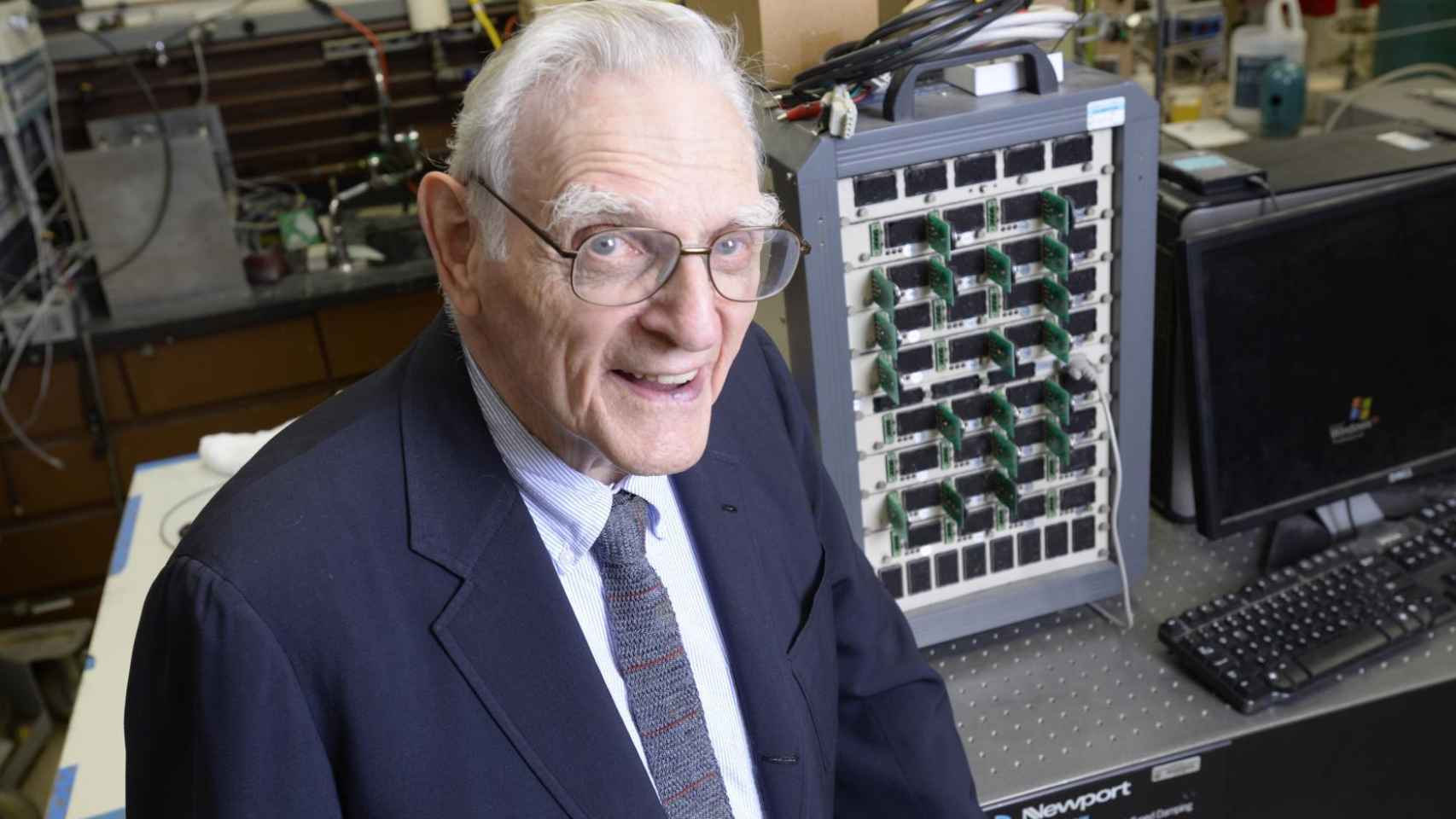 John Goodenough, inventor de las baterías de iones de litio.