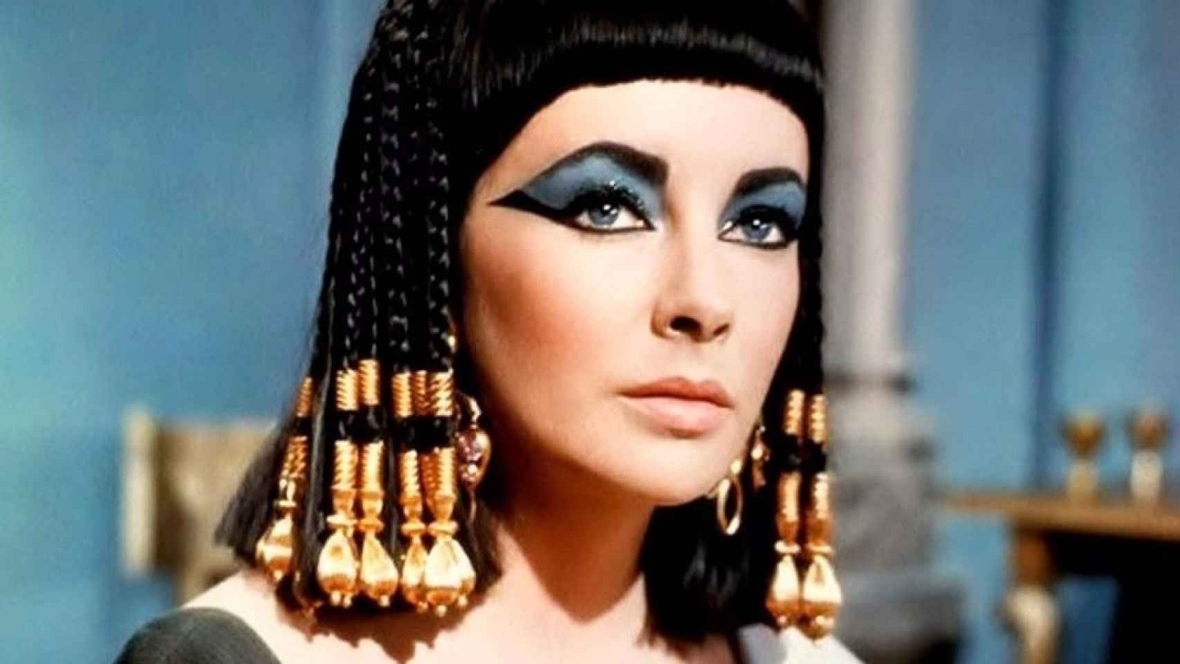 Cleopatra utilizaba los aceites para cuidar su piel. | Foto: Elizabeth Taylor en Cleopatra, (1963).
