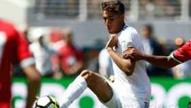 Achraf se queda en el primer equipo del Real Madrid