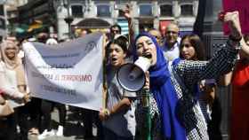Mujeres musulmanas durante la concentración en la Puerta del Sol de Madrid.